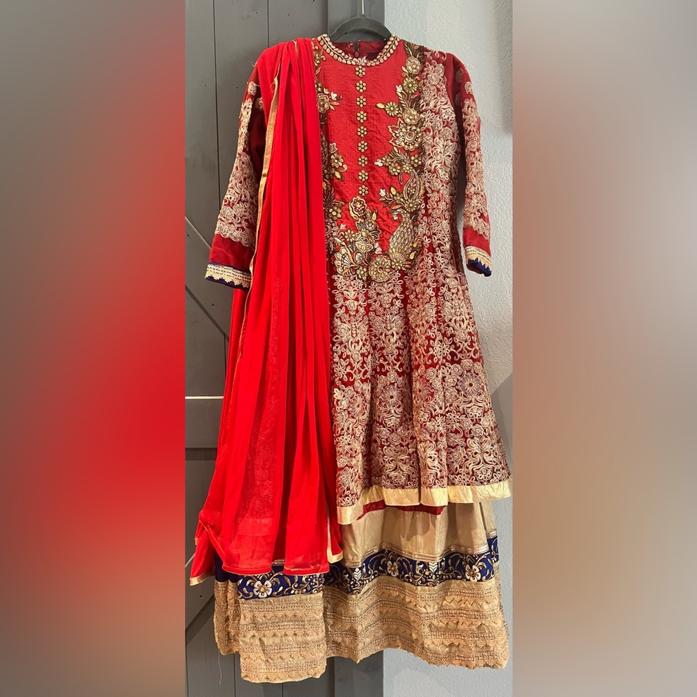 Elegant Red and Gold Embroidered Dress with Dupatta - Picture 1 of 8